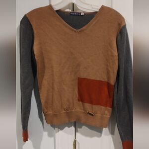 Euro boys pull over sweater size 10